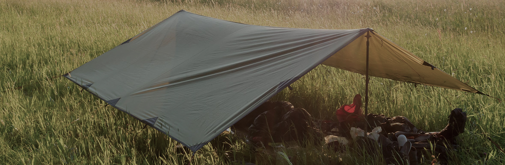 Tarpaulin khusus